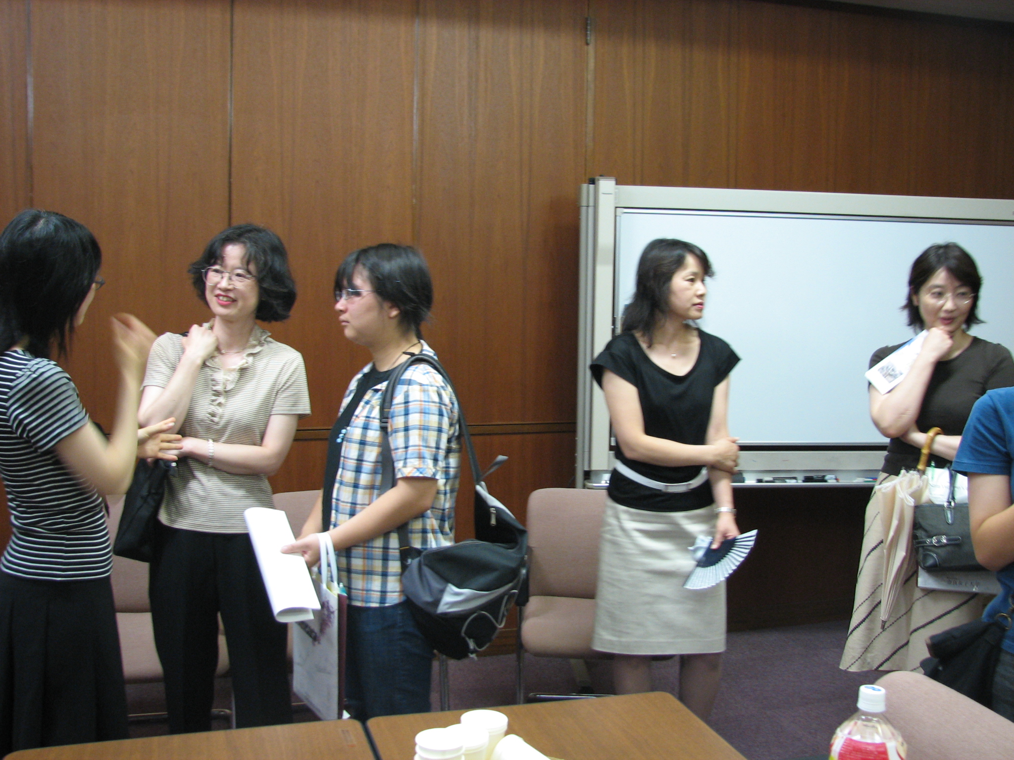 いろいろな話が弾みます